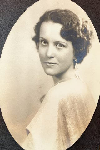 Lila Plunkett Bond