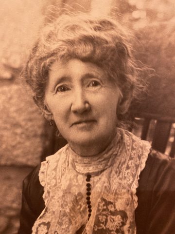 Julia Sterling
