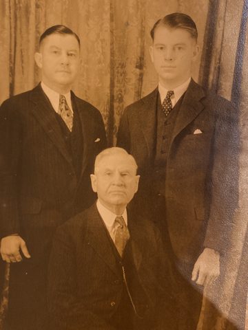 Thomas Lewis Latané Temple, Jr., Thomas Lewis Latané Temple and Thomas Lewis Latané Temple III (left to right)