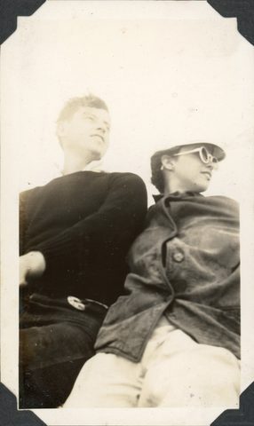 Thomas Lewis Latané Temple III and Josephine Bond (left to right)