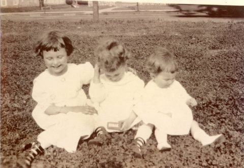 Lila Plunkett Bond and Josephine Bond (left to right)