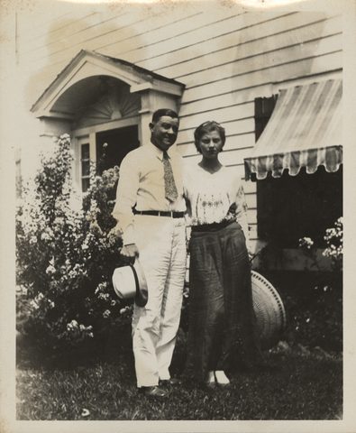 Thomas Lewis Latané Temple, Jr. and Helen Hal Christine Temple (left to right)