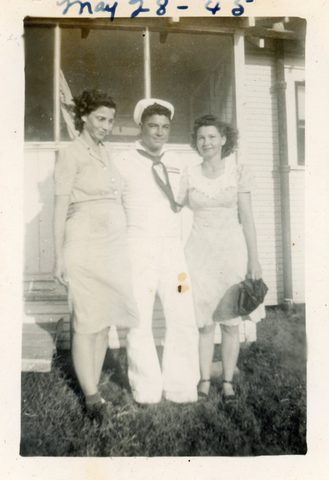 Oma Nadine Catchings, Benson Felix Catchings and Velma Amy Catchings (left to right)